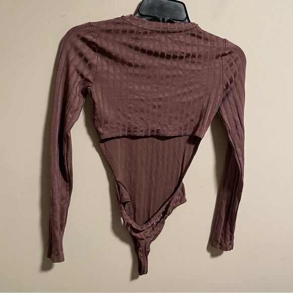 Aritzia Wilfred Mauve Maincy Open Back Backless Long Sleeve Bodysuit Size XS - Picture 3 of 6